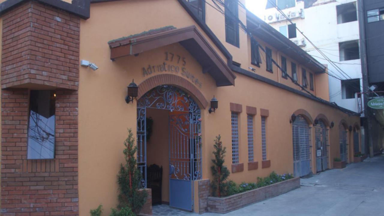 1775 Adriatico Suites Манила Екстериор снимка
