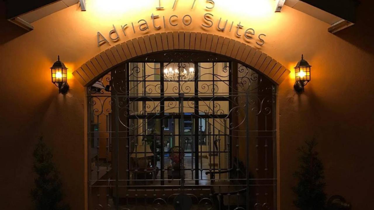 1775 Adriatico Suites Манила Екстериор снимка