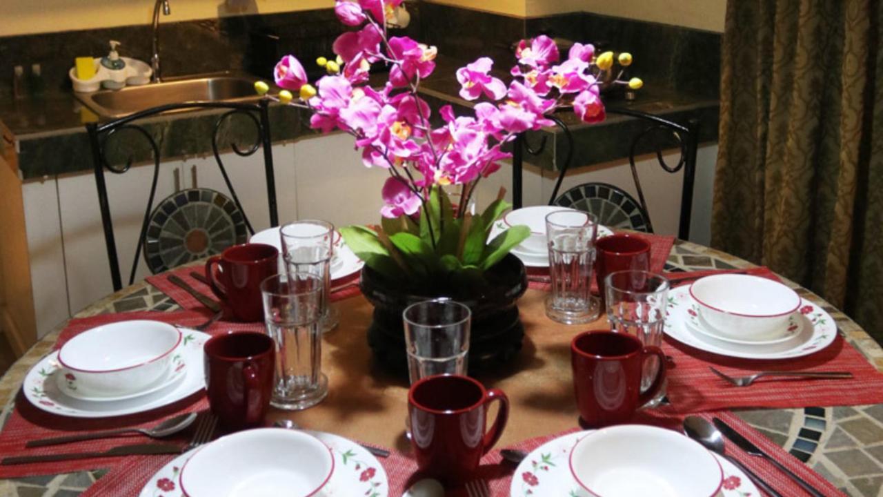 1775 Adriatico Suites Манила Екстериор снимка