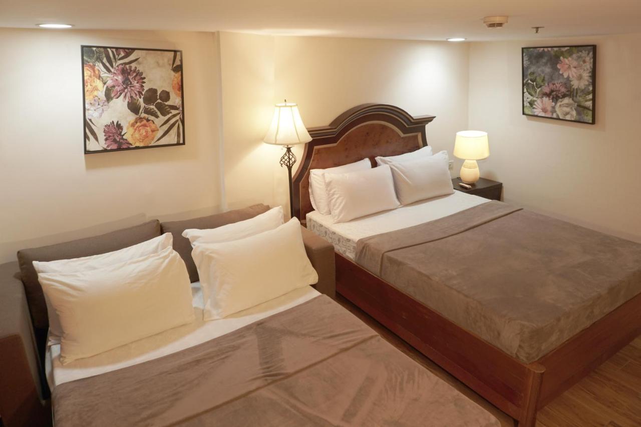 1775 Adriatico Suites Манила Екстериор снимка