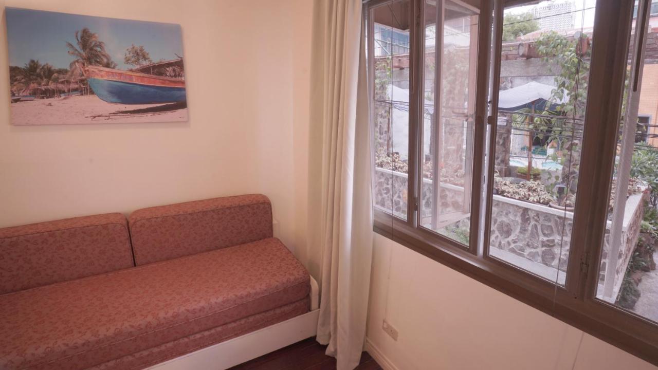 1775 Adriatico Suites Манила Екстериор снимка